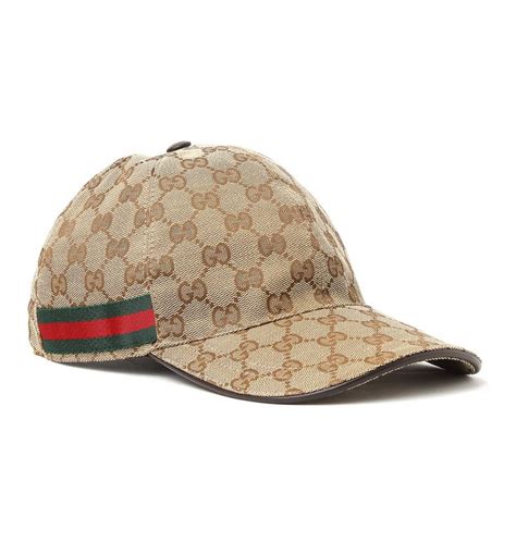 cappellino gucci falso